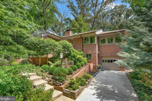 116 Sunnyside Rd, Silver Spring, MD 20910-5465