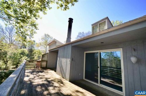 210 Turkey Ridge Rd, Charlottesville, VA 22903-9726