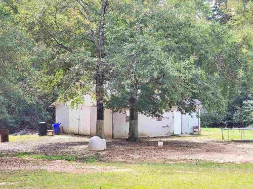 1000 Spring Hill Dr, Porterdale, GA 30016-5292