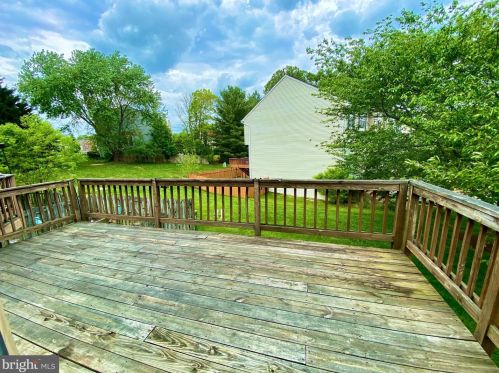 209 Backridge Ct, Fredericksburg, VA 22406-6460