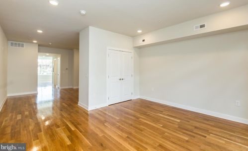 1647 Germantown Ave, Philadelphia PA 19140-4224 exterior