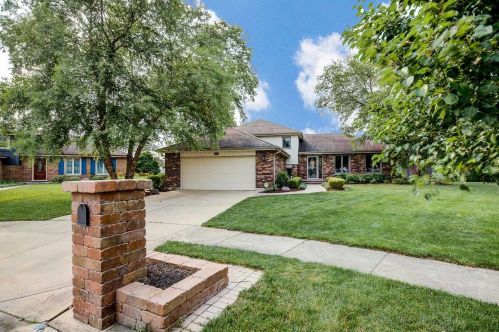 7037 Birchwoode Ct, Tinley Park, IL 60477-1633