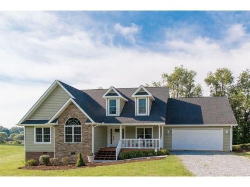 30170 Smyth Chapel Rd, Meadowview, VA 24361-4206