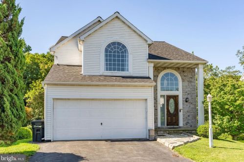 137 Brickyard Cir, Ephrata, PA 17522-2670