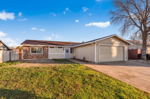 10417 Autumn Breeze Way, Rancho Cordova, CA 95670-5706