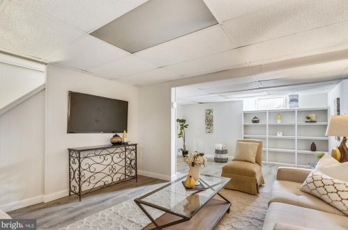 405 Lexington Dr, Silver Spring MD 20901-2643 exterior