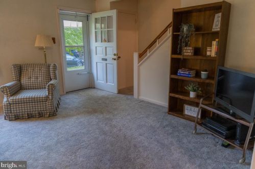 1242 Union St, Lancaster, PA 17603-6826
