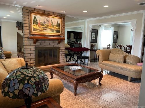 961 Bayfield Dr, San Dimas, CA 91773-1528