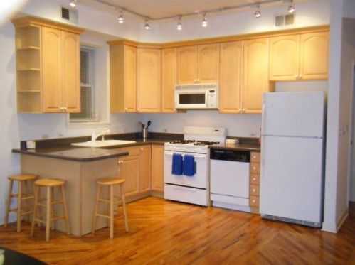 1346 Bosworth Ave, Chicago, IL 60642-2393