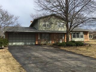 620 Derbyshire Ln, Lemont IL  60440-1167 exterior