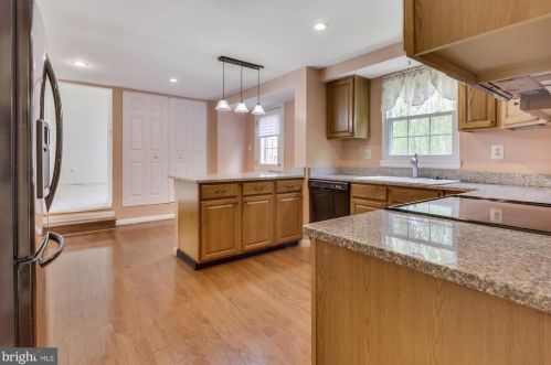 3010 Gazebo Ct, Silver Spring, MD 20904-1867