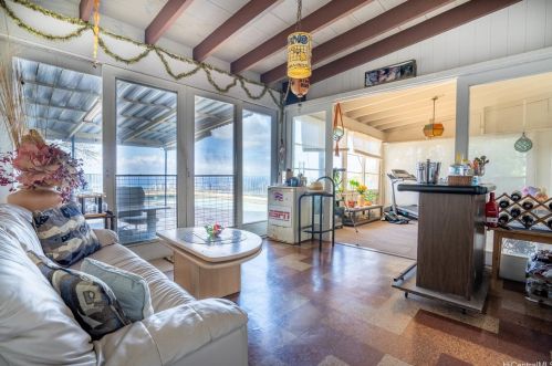 3627 Kawelolani Pl, Honolulu HI  96816-3304 exterior