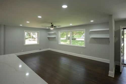 1733 Holly Ln, Atlanta GA  30329-3523 exterior