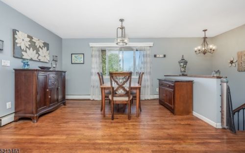 3 Autumn Ln, Hackettstown NJ  07840-4704 exterior