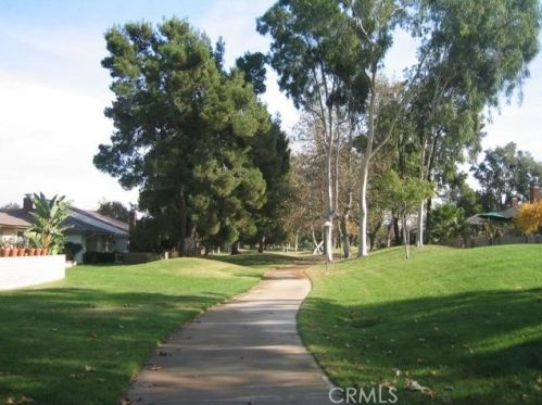 12 Gumwood, Irvine CA  92612-2352 exterior