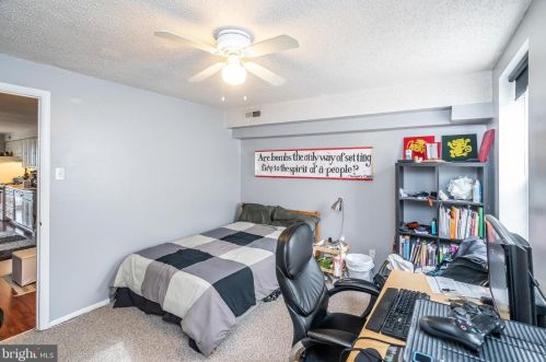 762 19th St, Philadelphia, PA 19130-2030