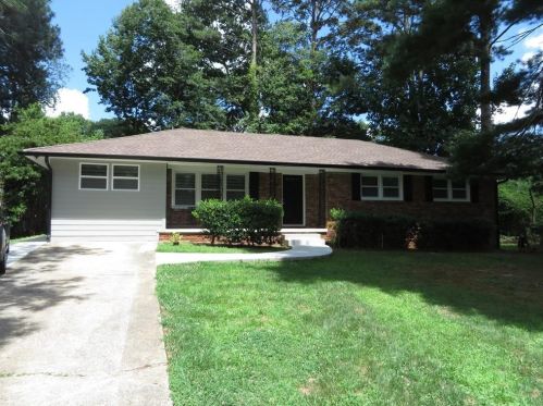 3797 Carole Dr, Atlanta GA  30340-2426 exterior