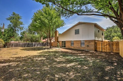 1829 Spruce Ln, Fort Worth TX  76126-3909 exterior
