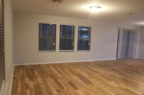 2112 Perkins Pl, Georgetown TX  78626-8159 exterior