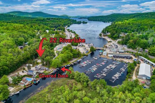 22 Riverlake St, Alton, NH 03810-4446