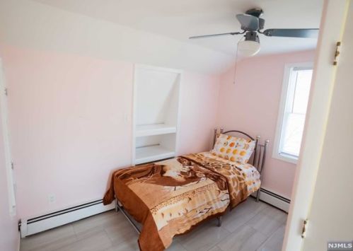 41 Justice St, Piscataway NJ  08854-5425 exterior