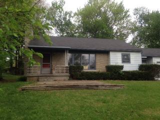 1407 Woodburn Ave, Blmgtn IN  47404-2413 exterior