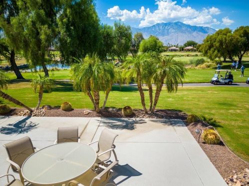 37 Via Las Flores, Rancho Mirage, CA 92270-5204