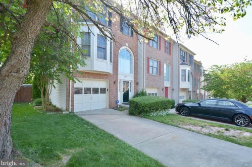 3999 Brussels Way, Woodbridge, VA 22192-7638