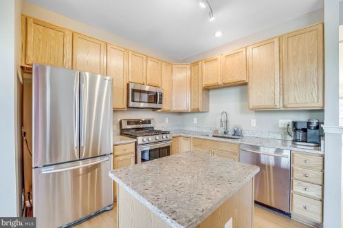 1400 Cranes Bill Way, Woodbridge, VA 22191-5502