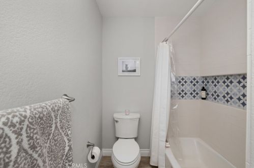 873 Calle Del Sol, Upland CA  91784-1879 exterior