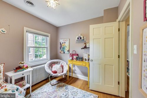 610 Ellsworth Dr, Silver Spring MD 20910-4301 exterior