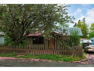 9735 Wygant St, Portland, OR 97220-4232