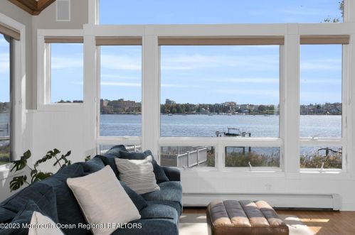 146 Conover Ln, Tinton Falls NJ 07701-6213 exterior