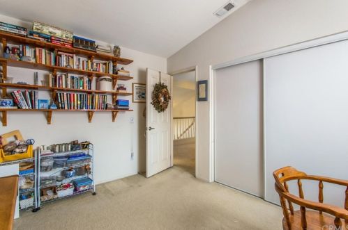 5018 Trojan Ct, Riverside CA  92507-6056 exterior