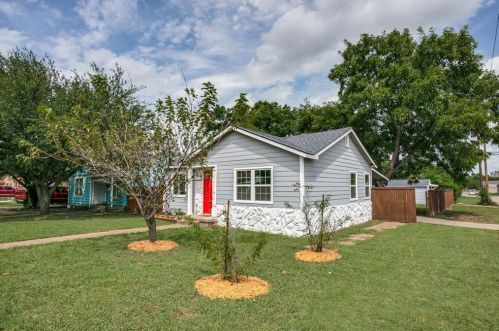 3645 Willing Ave, Fort Worth TX  76110-4954 exterior