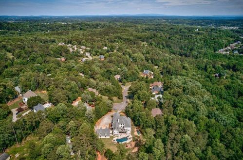 400 Huntington Estates Mnr, Holly Springs, GA 30188-4784