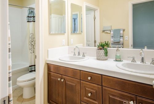 16352 Sierra Heights Dr, Riverside CA  92503-8457 exterior