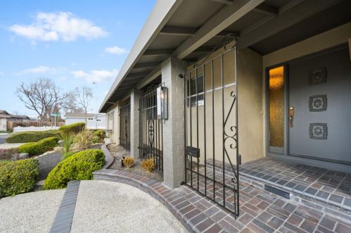 4397 Evelyn Ct, Pleasanton, CA 94588-3930