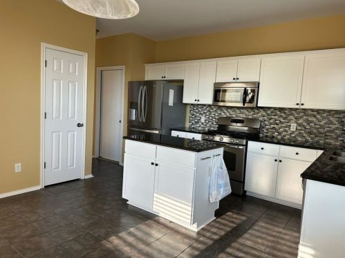 10528 Dunham Forest Rd, Austin TX  78717-4446 exterior