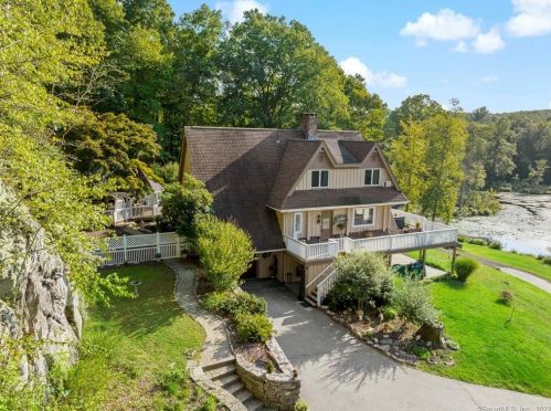 65 Bokum Rd, Chester CT  06412-1339 exterior
