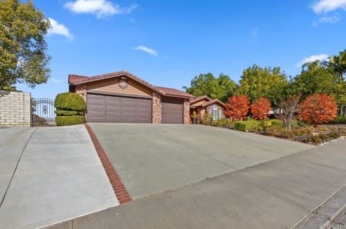 618 Peachwood Pl, Riverside, CA 92506-6502