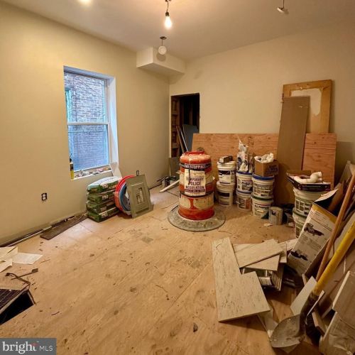 2535 28 St, Philadelphia PA 19145-4013 exterior