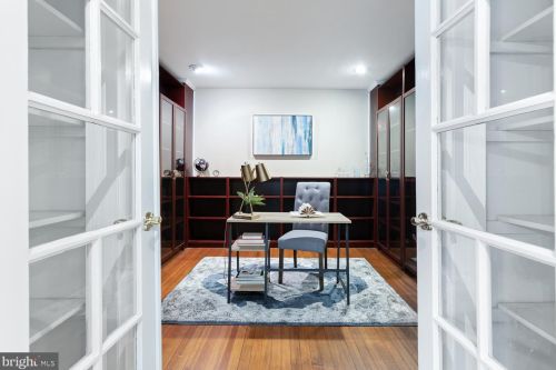 728 Oak Grv Cir, Severna Park MD 21146-4219 exterior