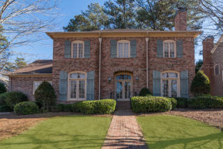 2892 Payton Oaks Dr, Atlanta, GA 30345-2666