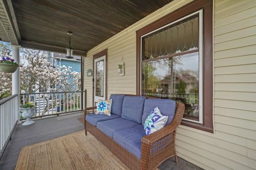 3617 Sunnyside Ave, Brookfield, IL 60513-1629