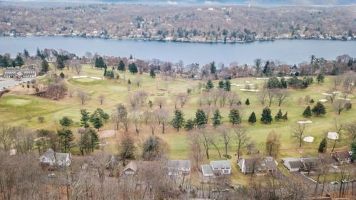 29 Fairway Trl, Sparta, NJ 07871-1420