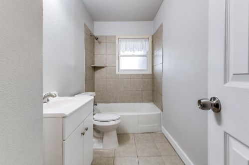 3409 Hatcher St, Fort Worth TX  76119-2021 exterior