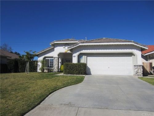 4038 Redwood Ave, Rialto, CA 92377-2715