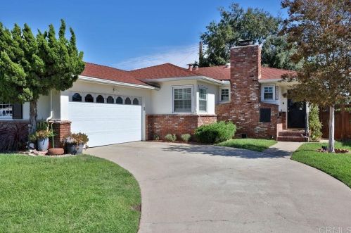 6741 Delfern St, San Diego, CA 92120-2827