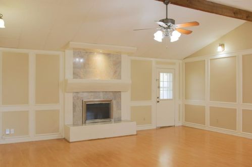 5714 Crestwood Cir, Fort Worth TX  76180-6426 exterior